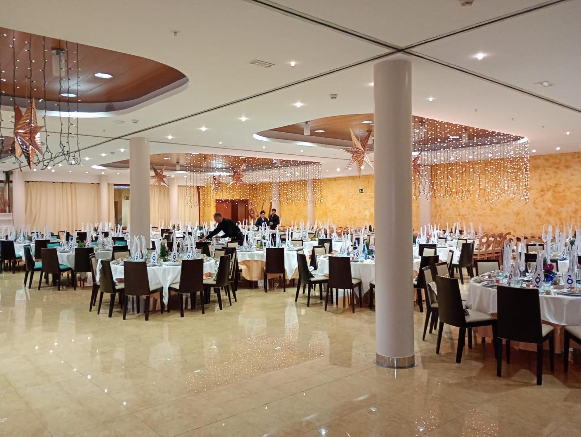 Hotel Blaucel Бланес Экстерьер фото