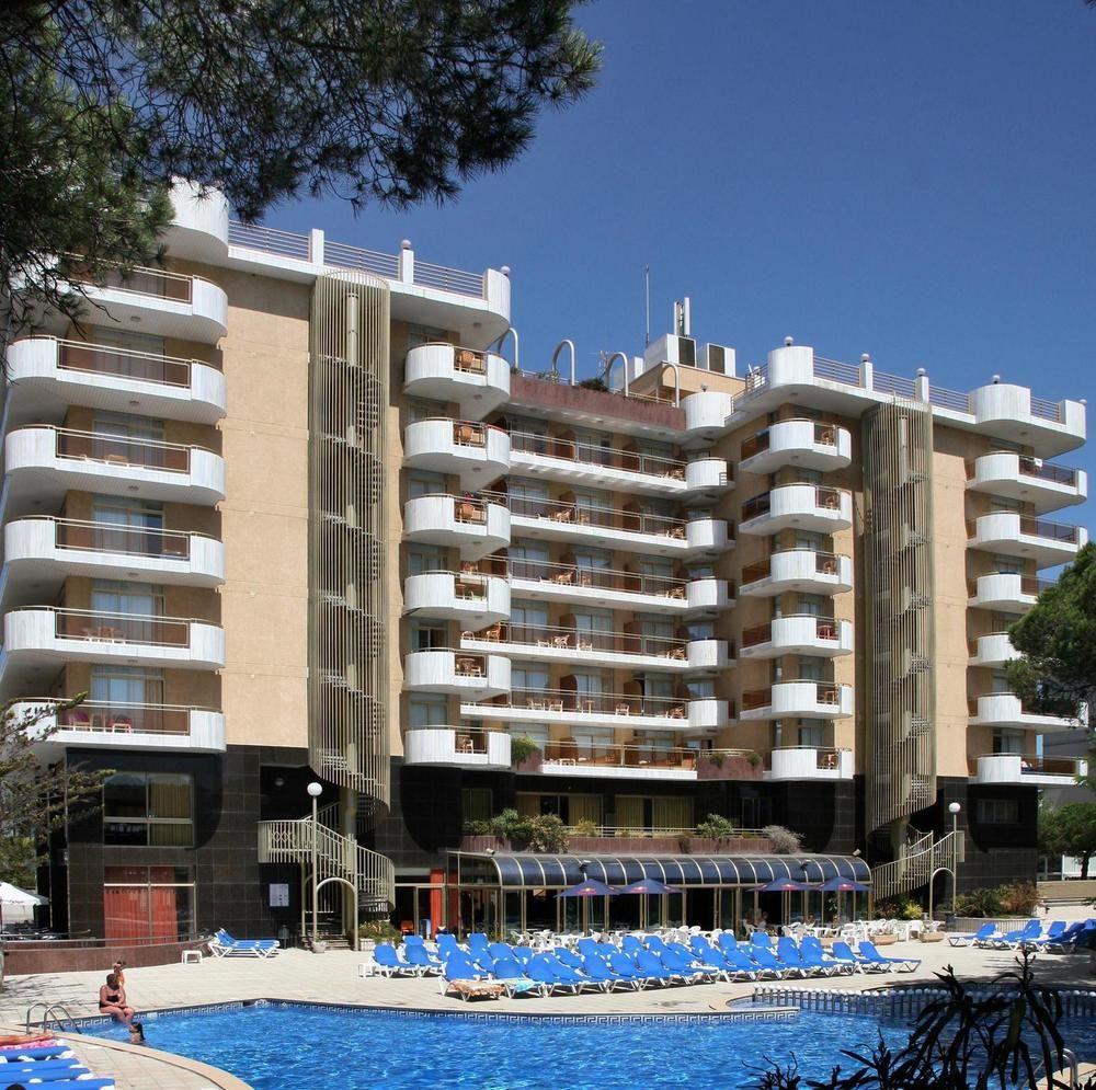 Hotel Blaucel Бланес Экстерьер фото